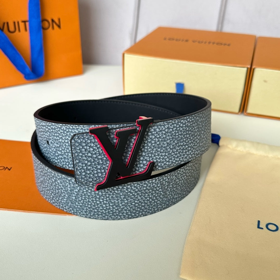 14B11PDE Stylish High quality belt With full package