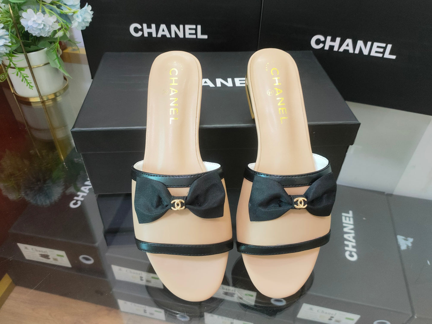 14C31ZDE Stylish slippers