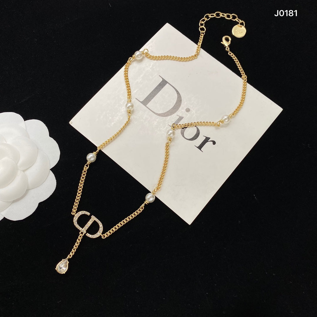 14D254XDE Stylish Rings Earring Bracelets Necklaces