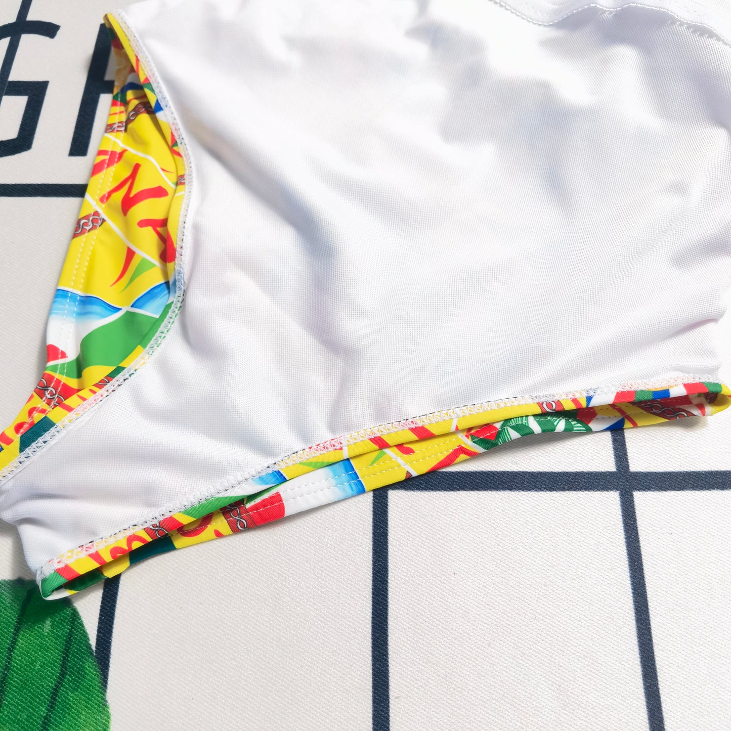 14A94YDE Stylish Bikini swimsuit