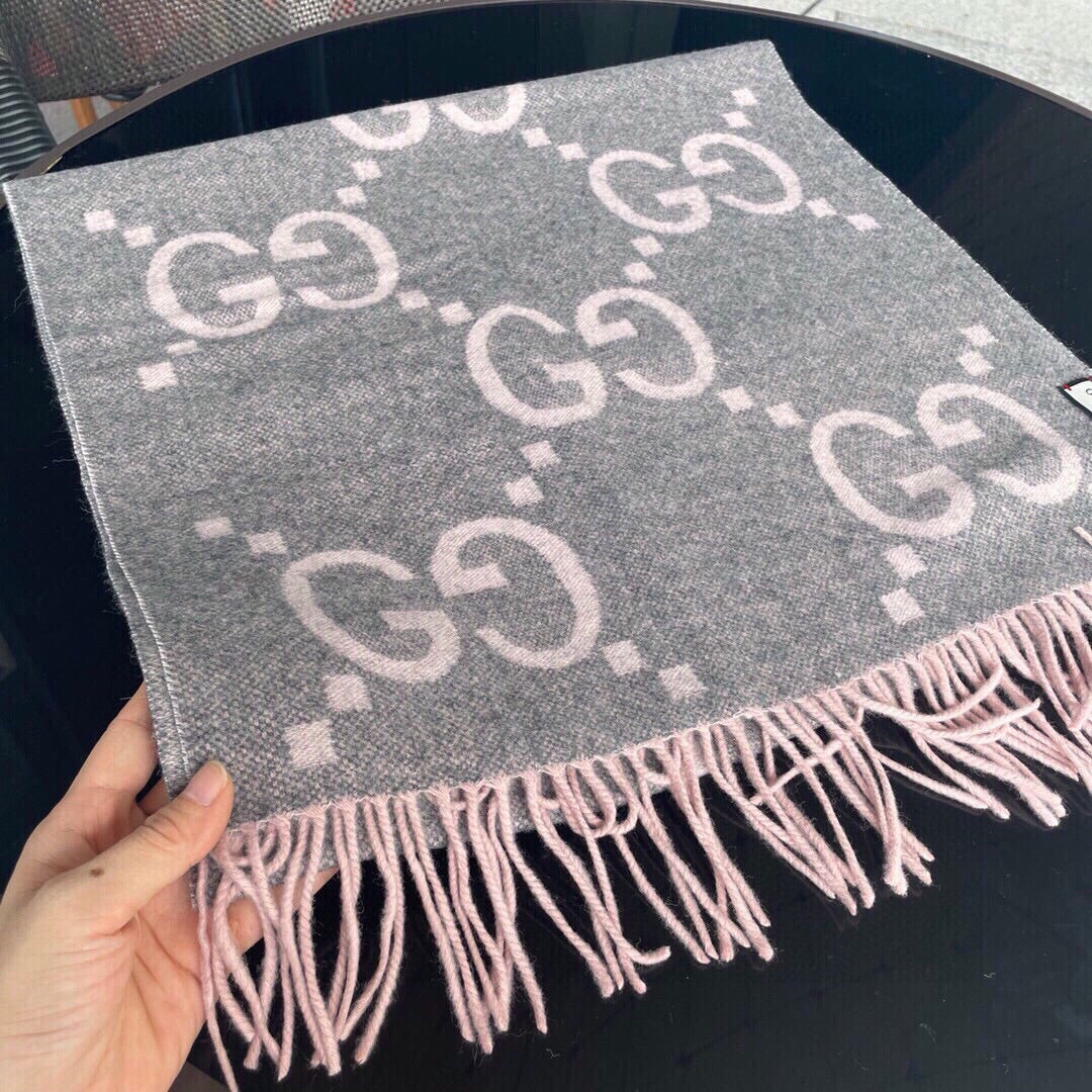 175RB28WDE Stylish Winter Scarves