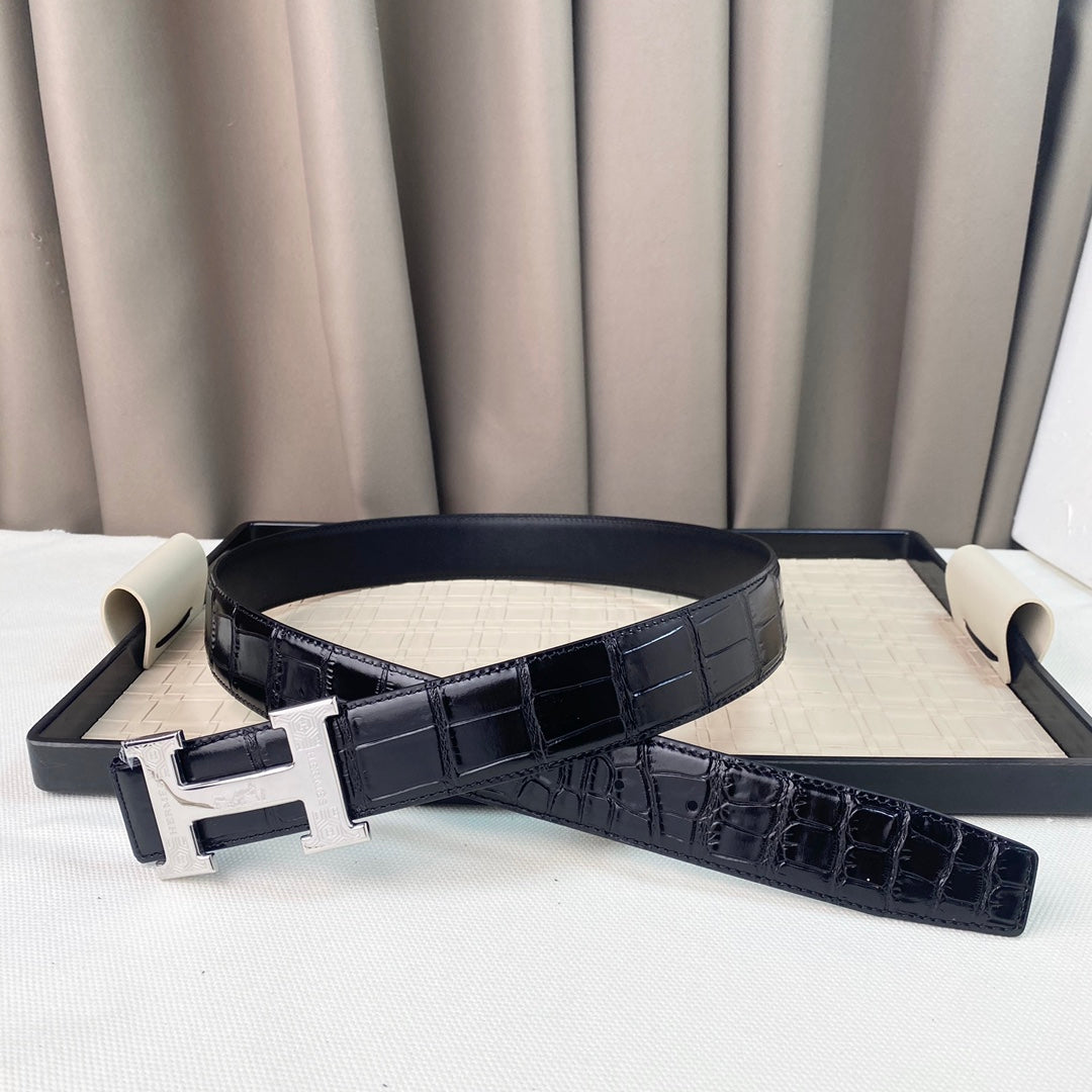 14H114PDE Stylish High quality belt With full package