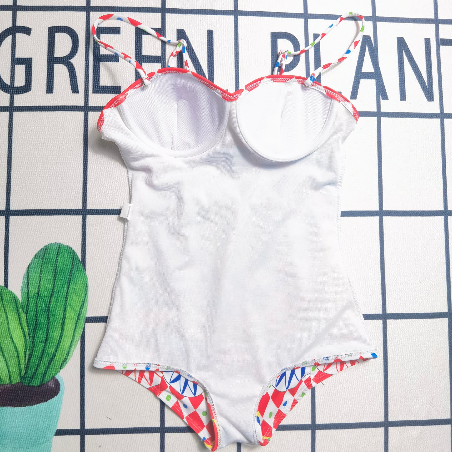 14A75YDE Stylish Bikini swimsuit