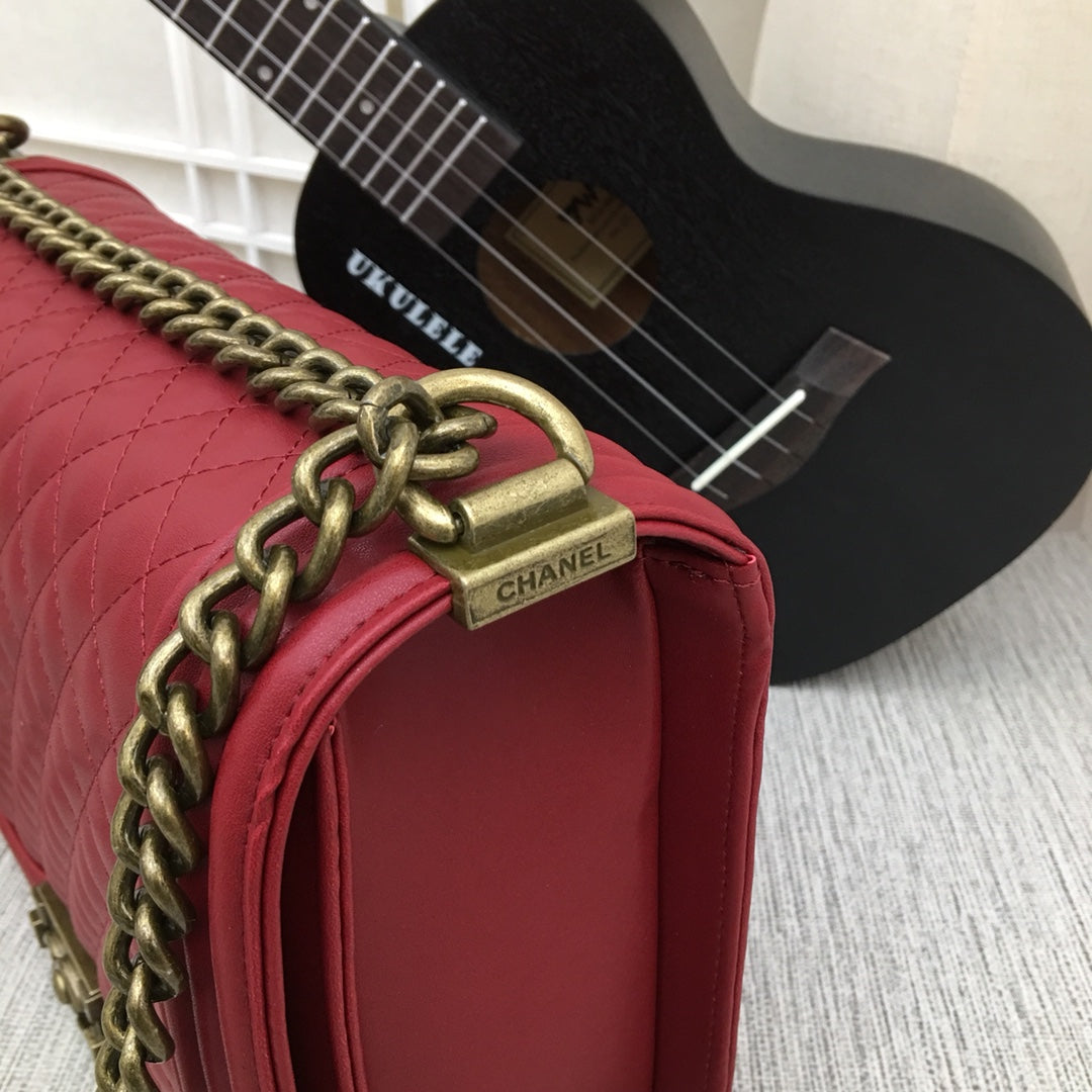 5C60BDE Stylish leather bag