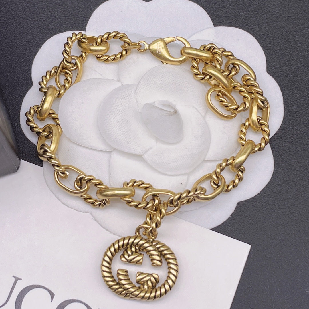 1B13XDE Stylish Bracelets