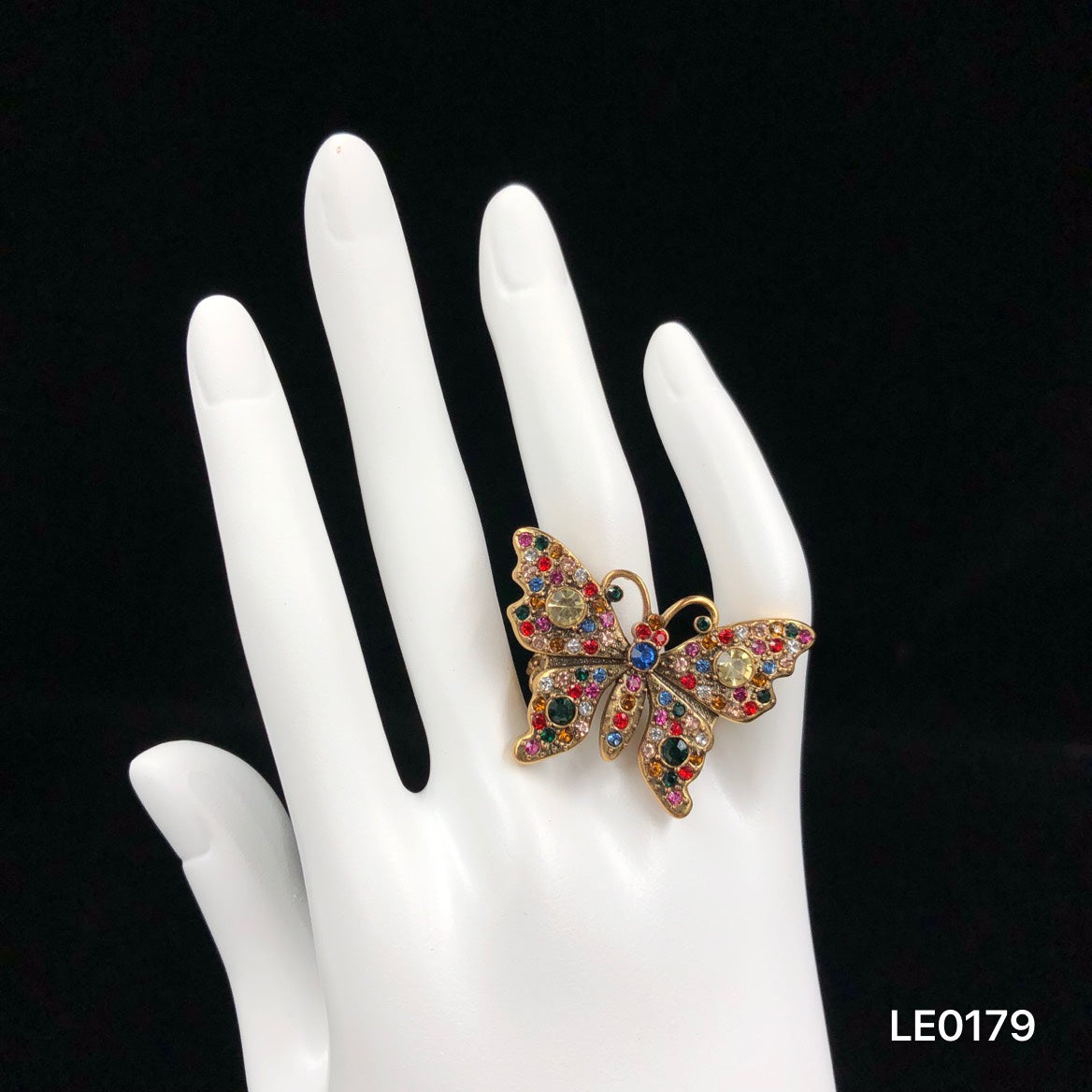 14B957XDE Stylish Rings Earrings Bracelets Necklaces