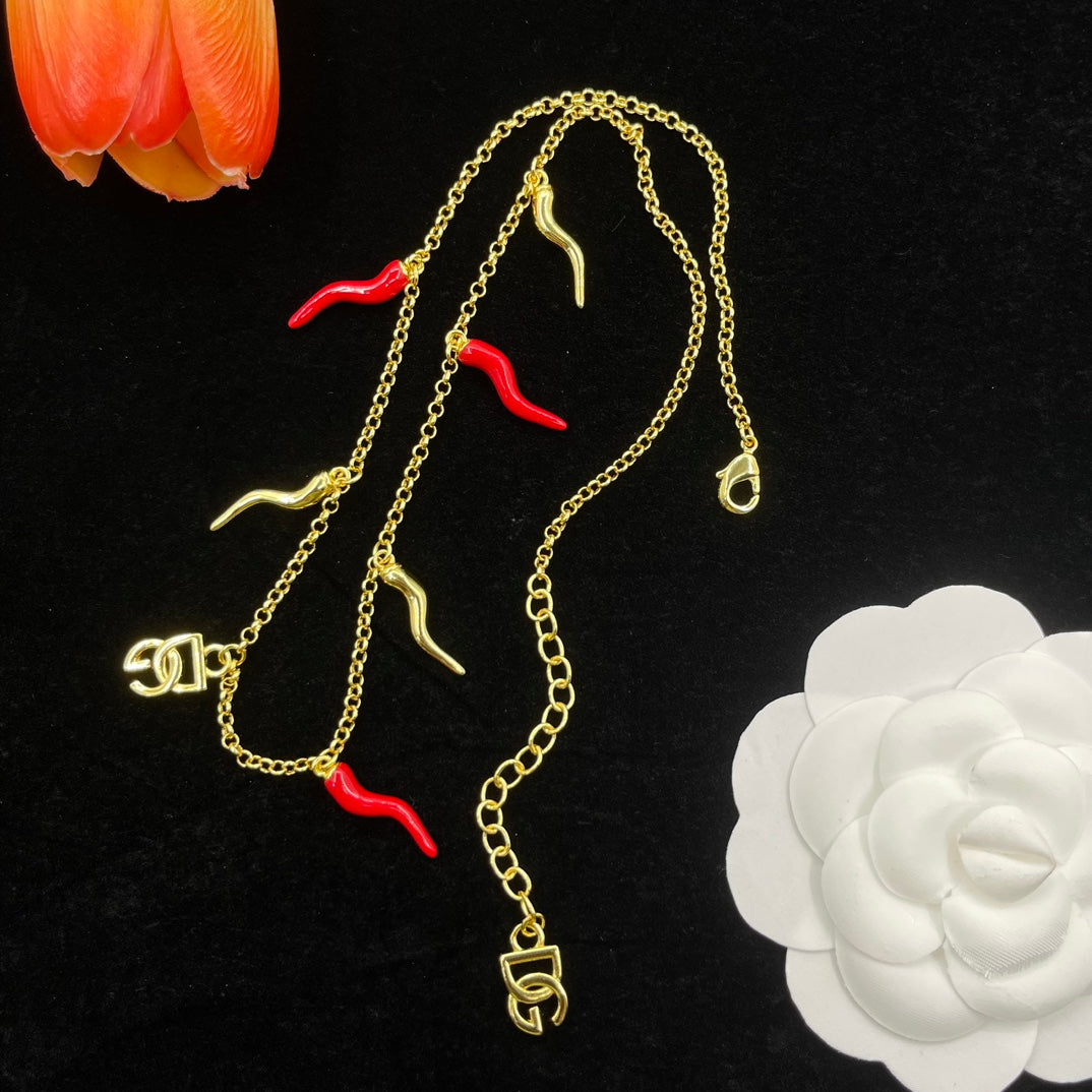 14A1049XDE Stylish Necklaces