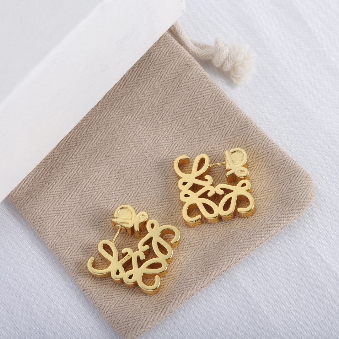 14A787EDE Stylish Earrings