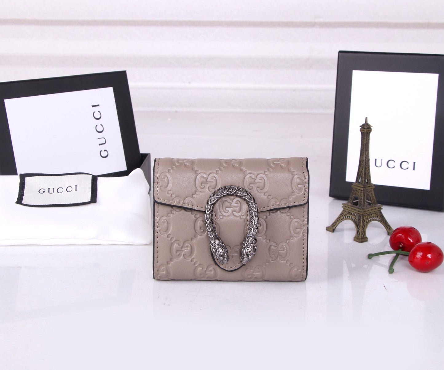 165NB117BDE Stylish leather bag