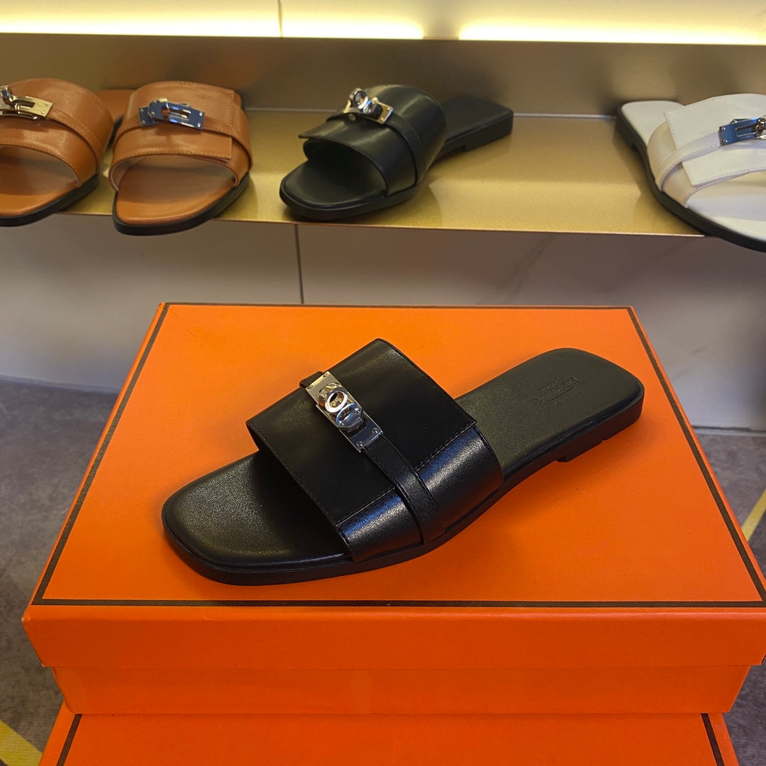 14H33ZDE Stylish slippers