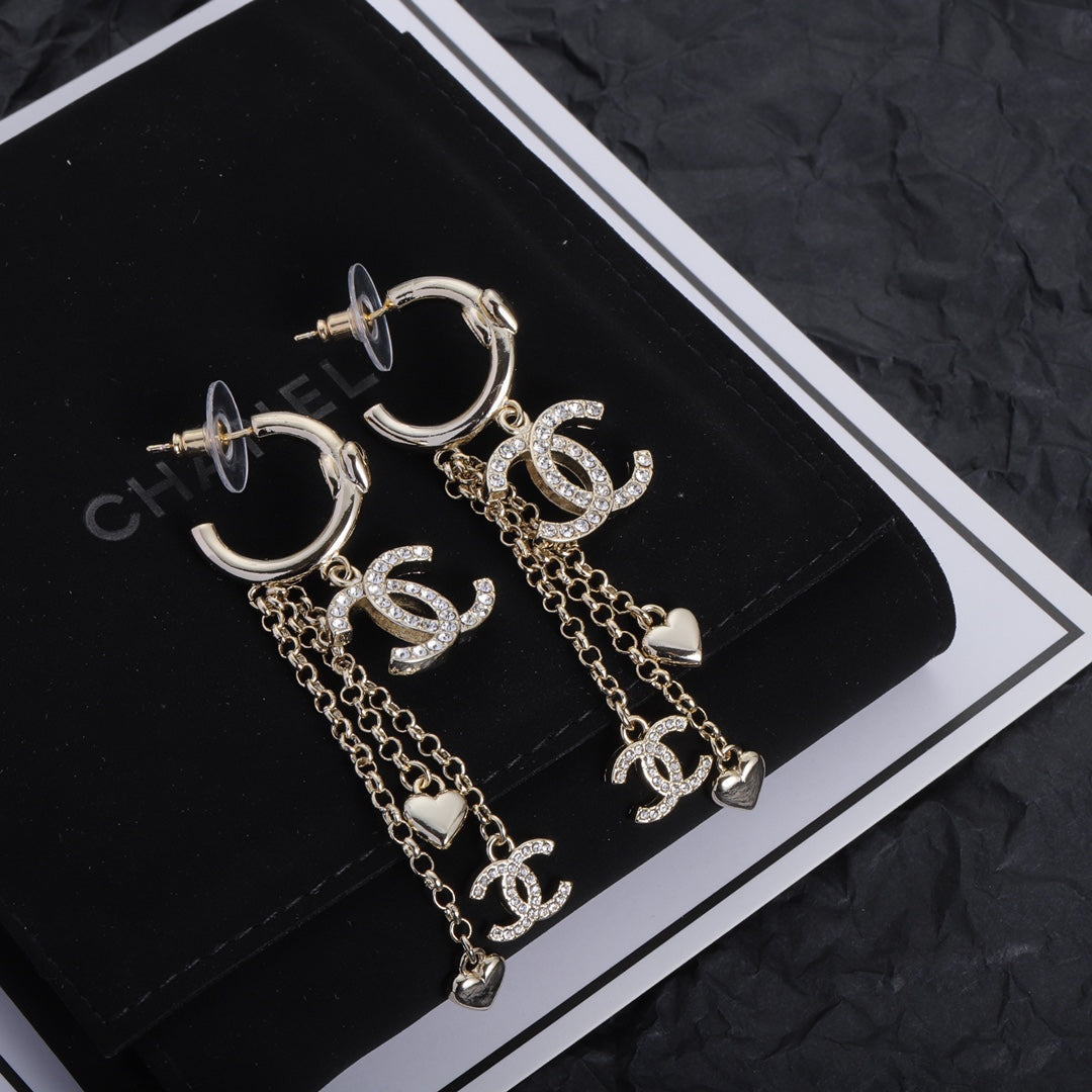 14E509EDE Stylish Earrings