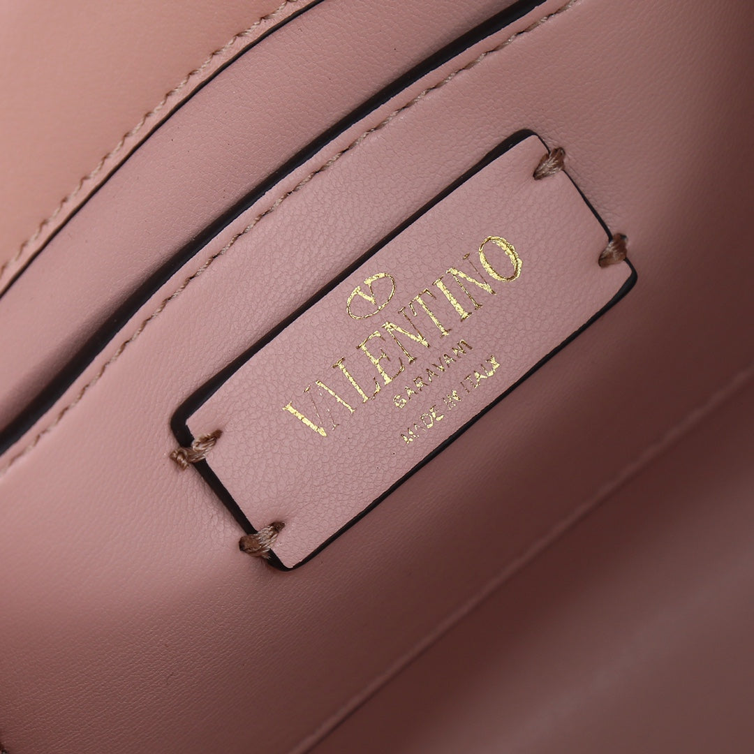 XA26BDE Stylish bag
