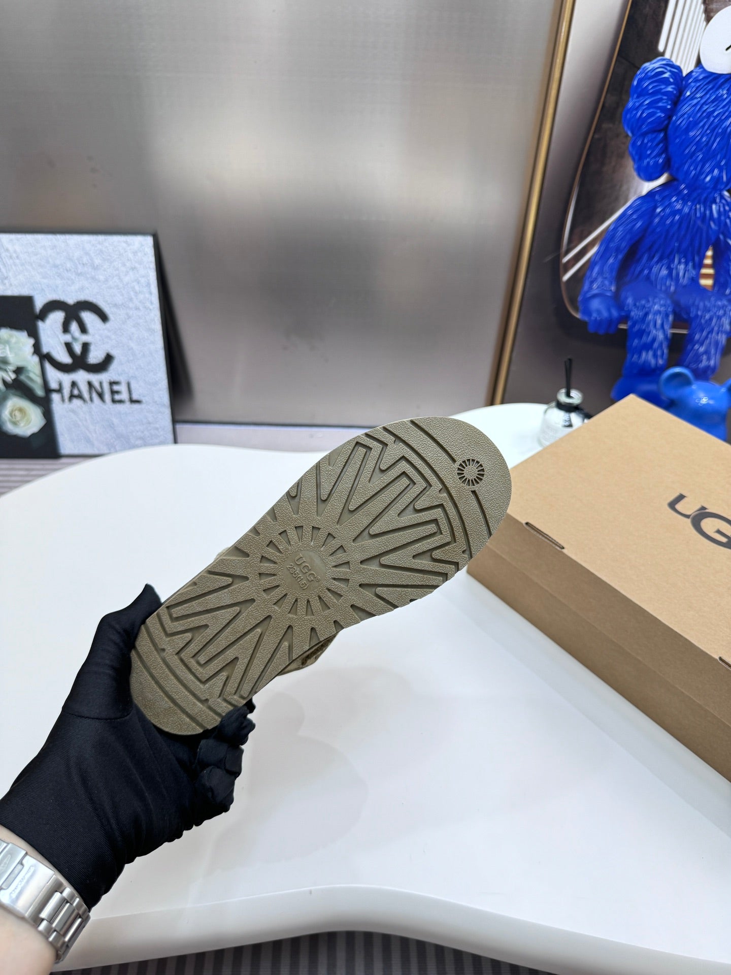 1LU10ZDE Stylish snow boots
