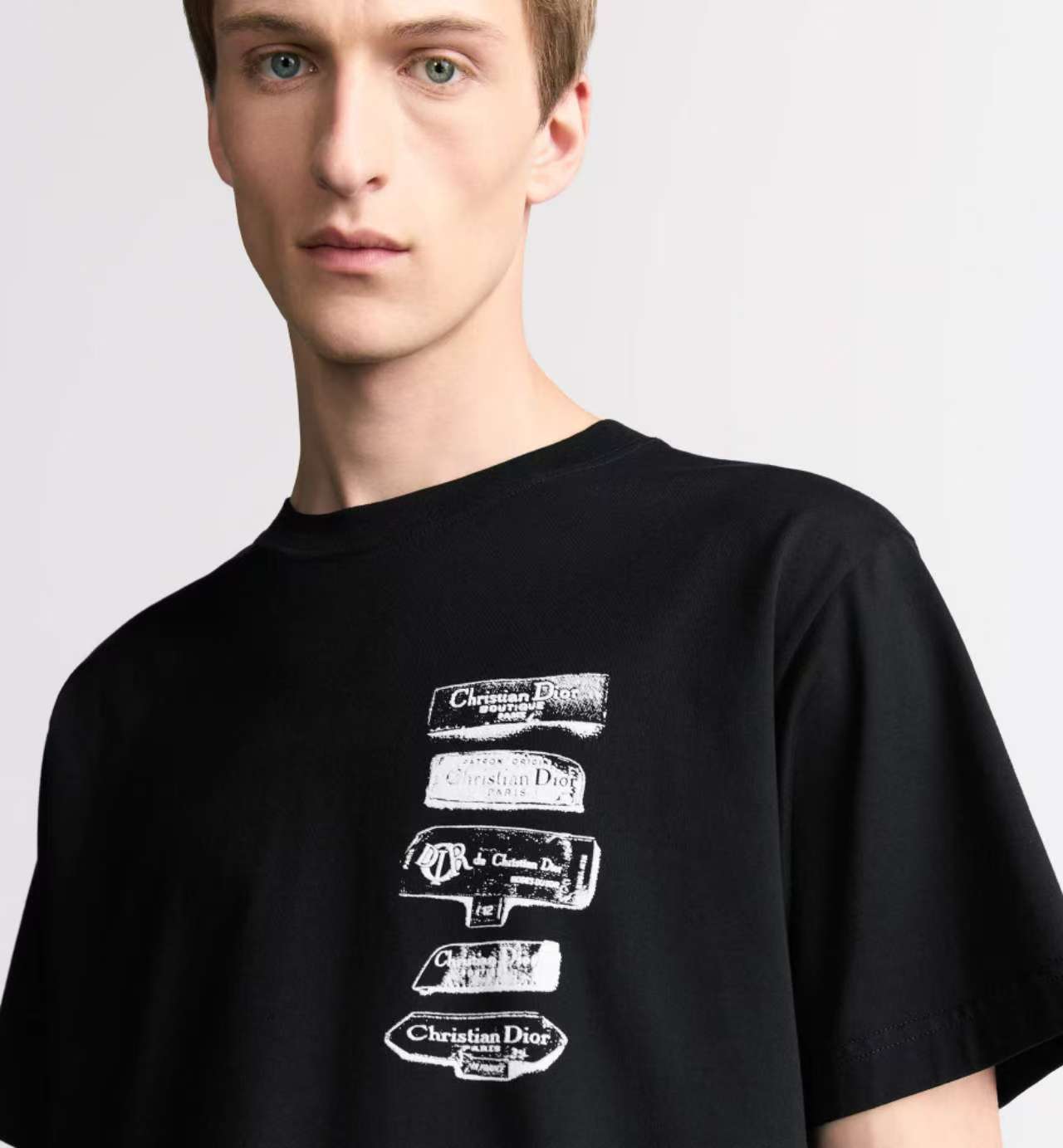 125WD40UDE Stylish T-shirts