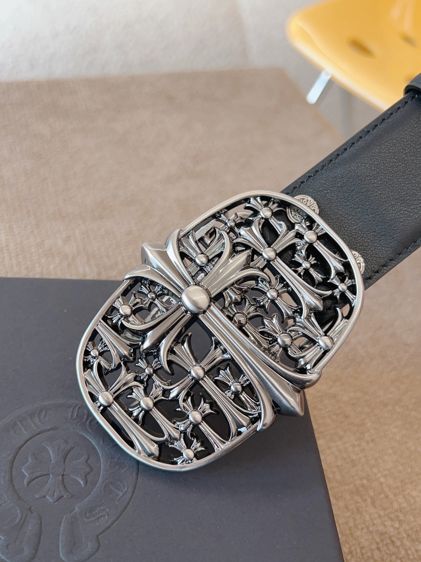 255RA16PDE Stylish High quality belt With full package