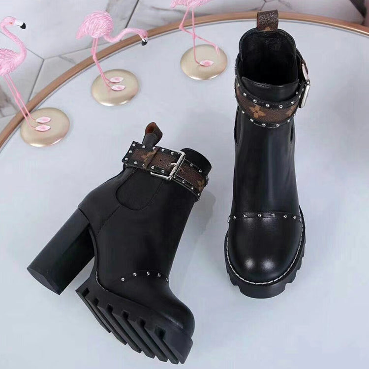 2E09ZDE Stylish Boots