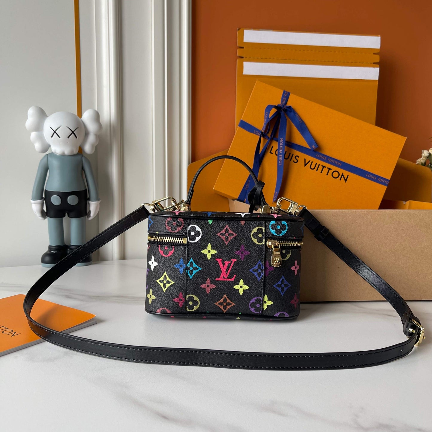 155NE79BDE Stylish leather bag