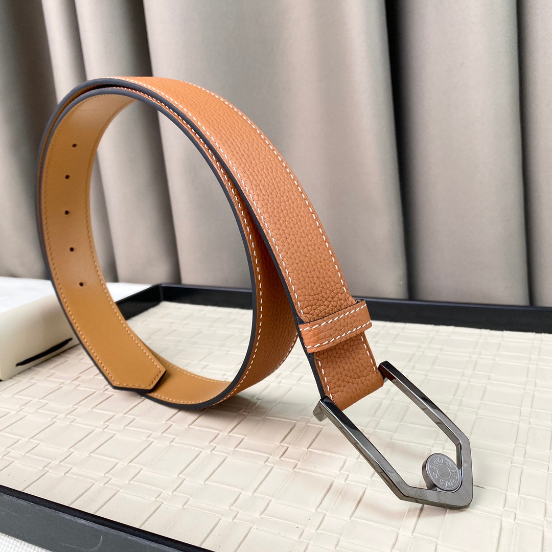 14H105PDE Stylish High quality belt With full package