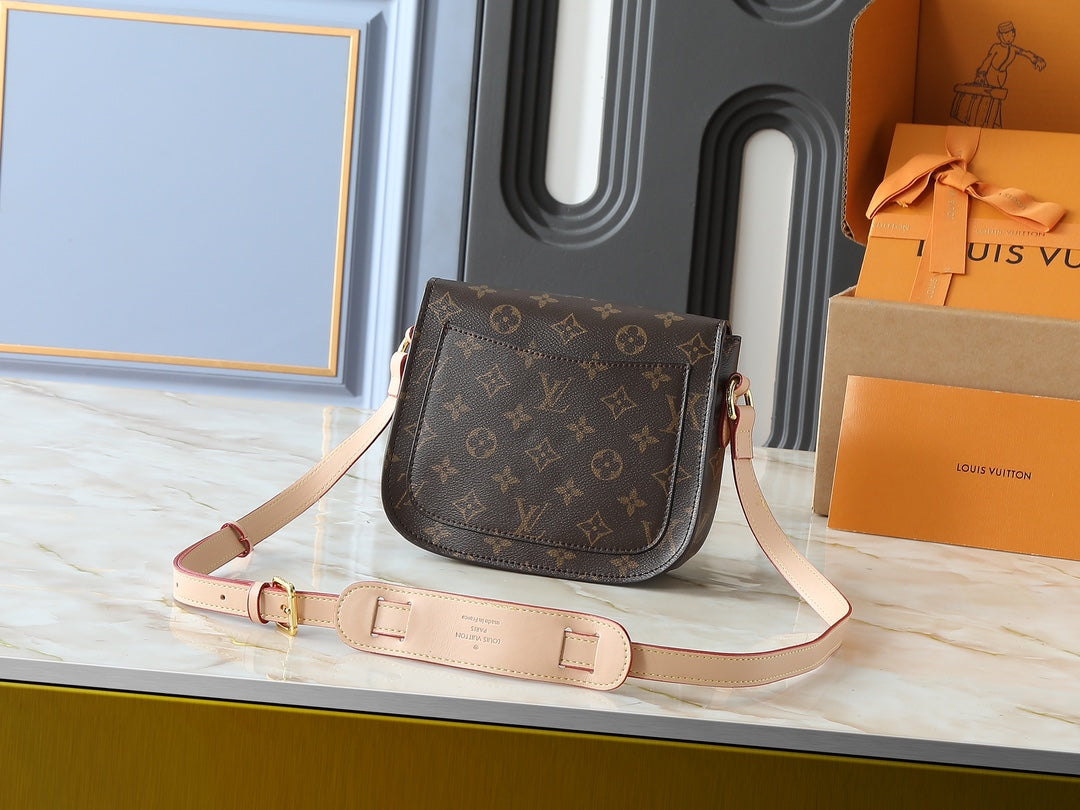 15RE19BDE Stylish leather bag