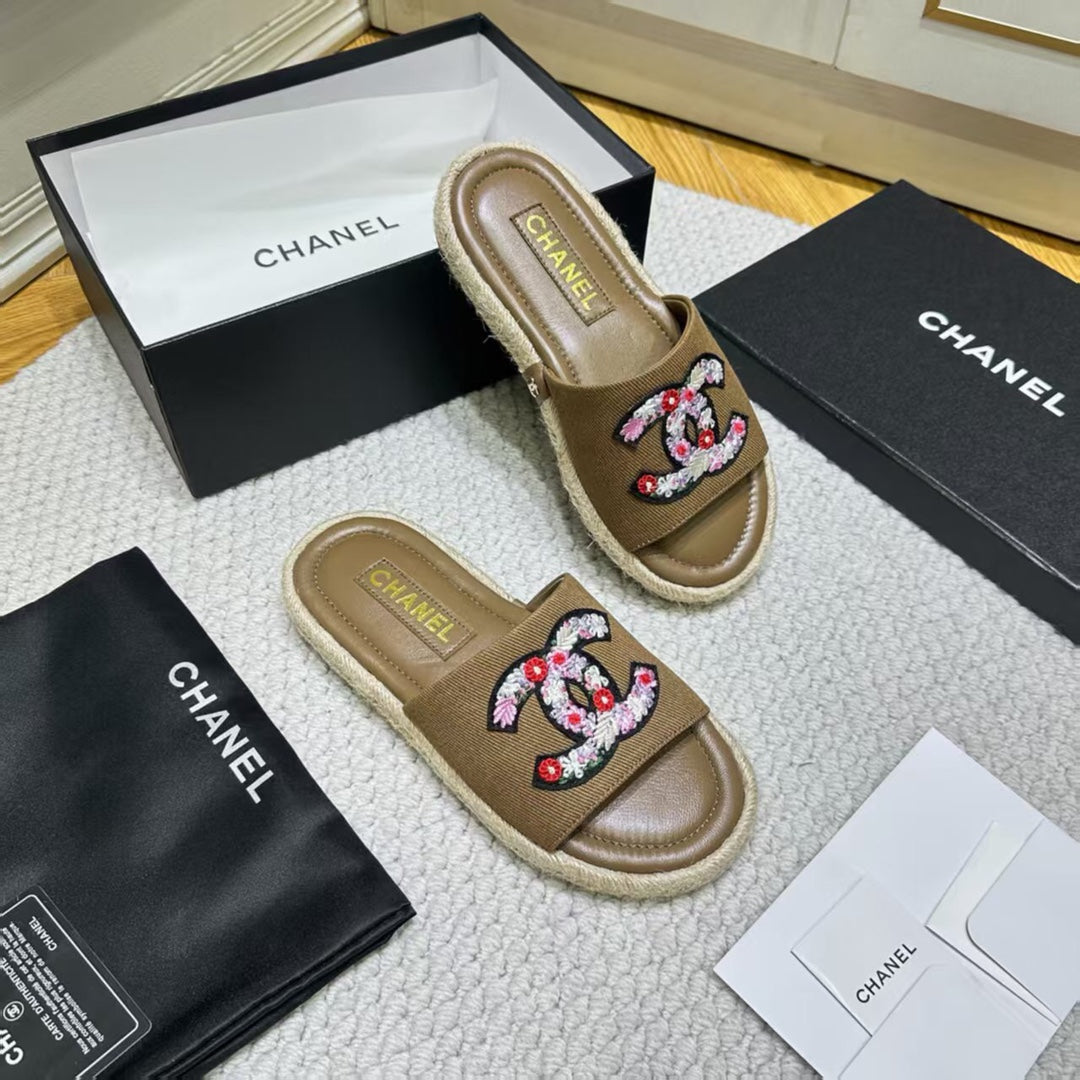 255QC43ZDE Stylish leather shoes