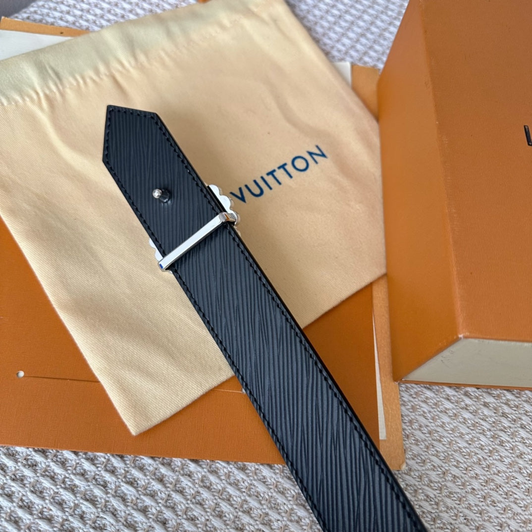 14E141PDE Stylish High quality belt With full package