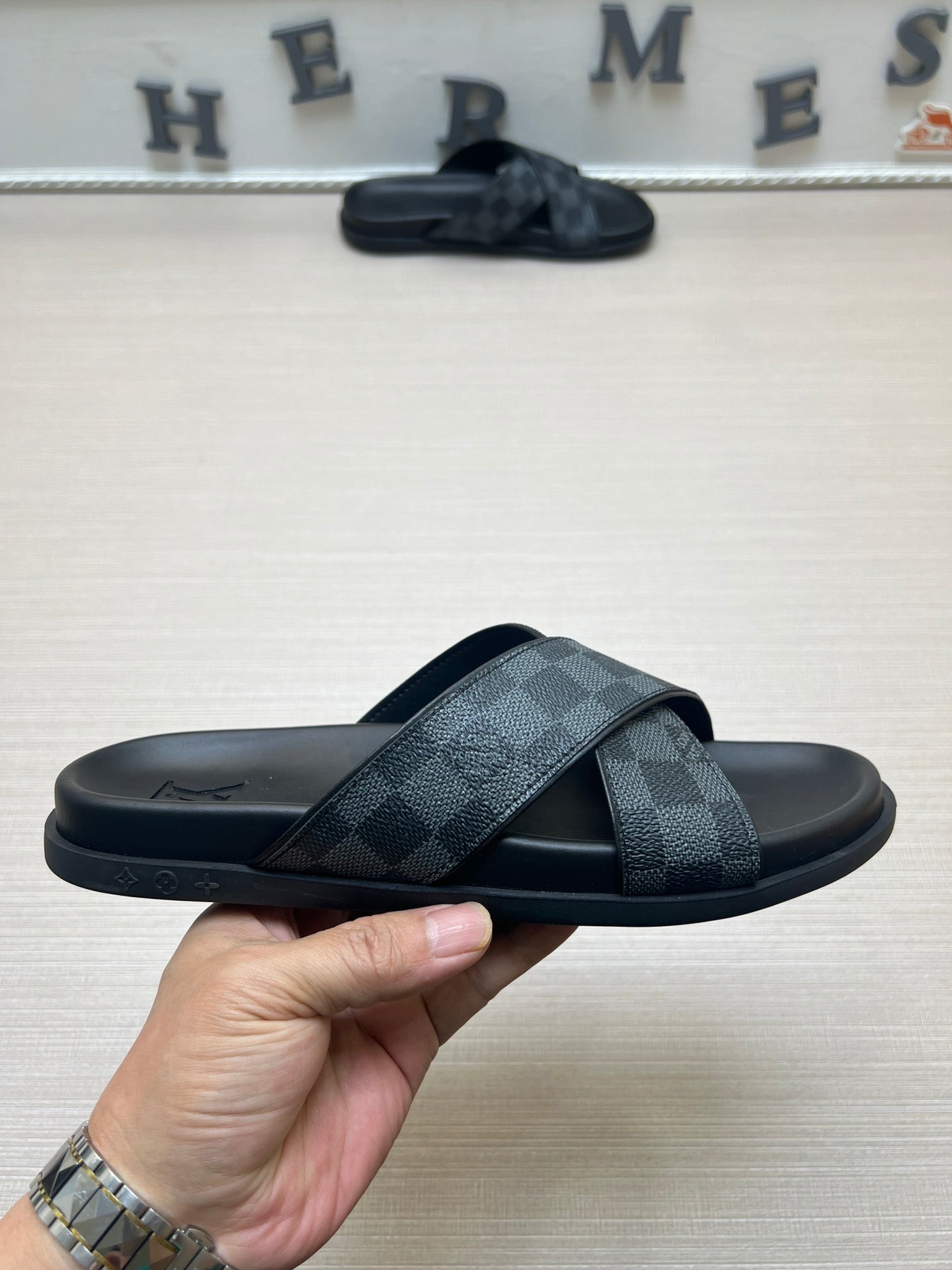 54E59ZDE Stylish slippers