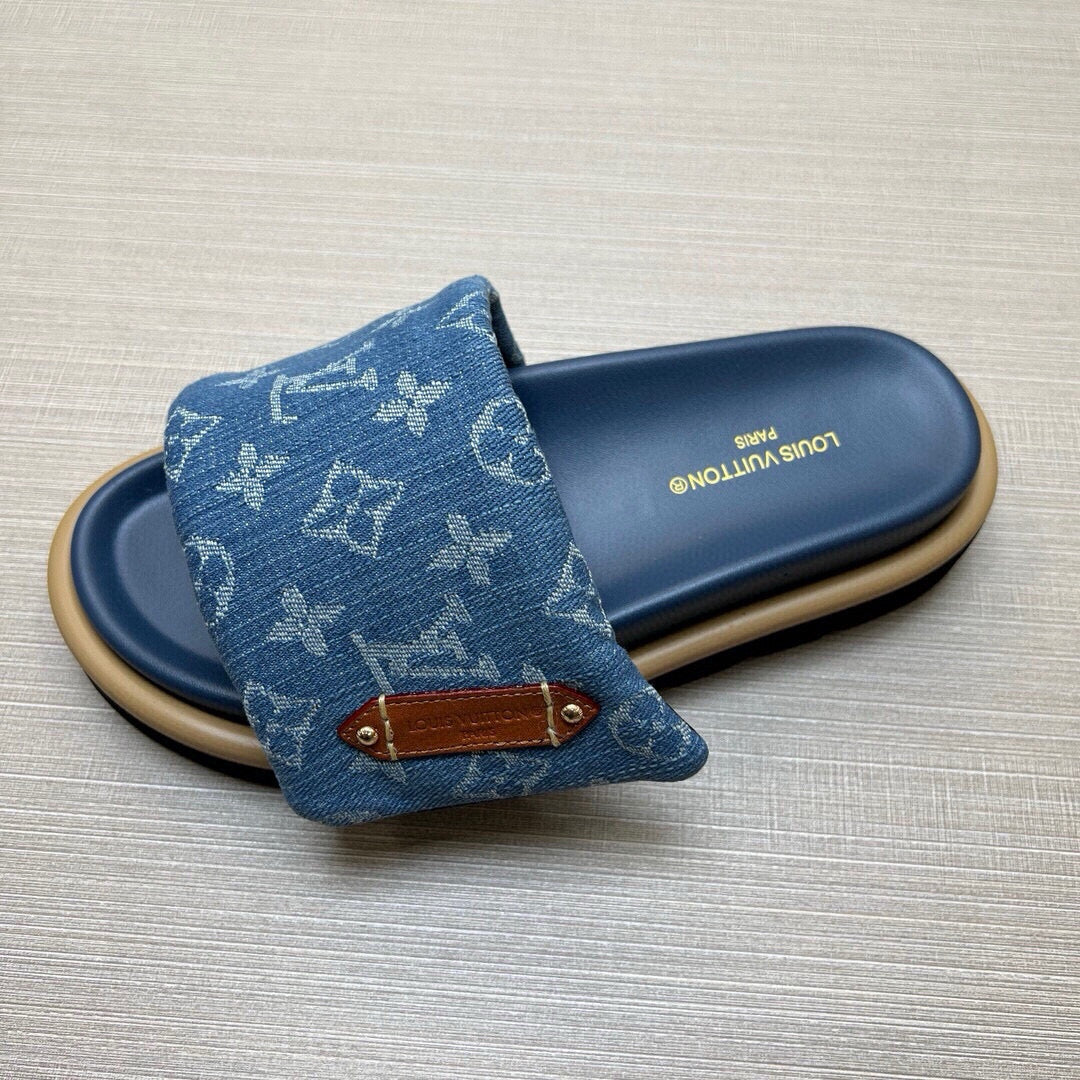 5QE8ZDE Stylish Slippers