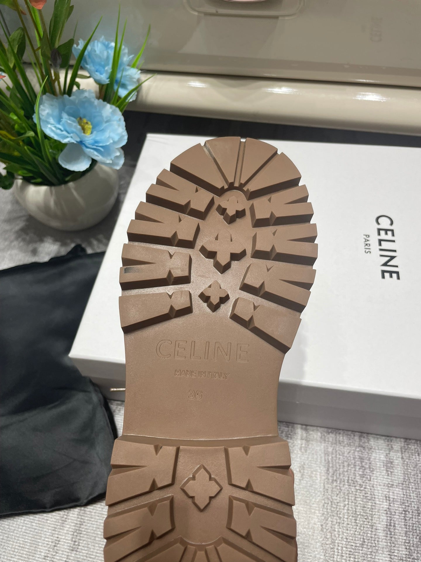 1LCL21ZDE Stylish Boots