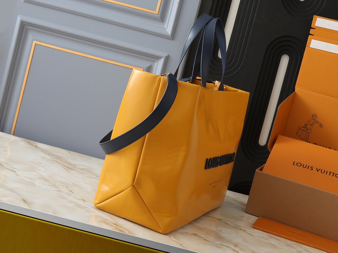 15XE9BDE Stylish leather bag