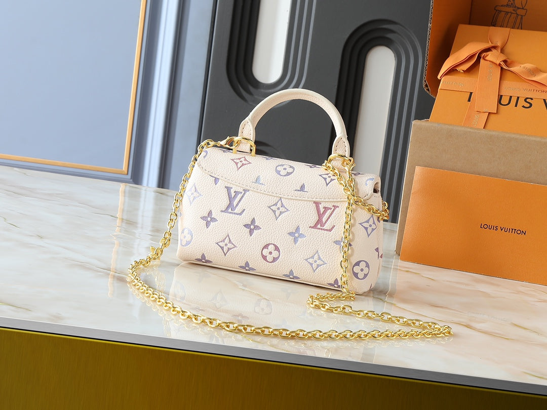 15RE16BDE Stylish leather bag