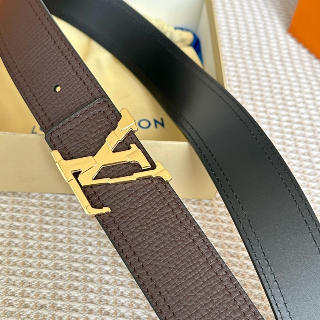 14E137PDE Stylish High quality belt With full package