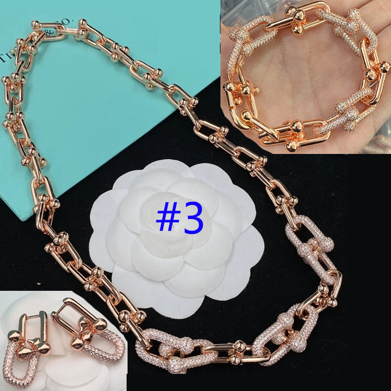 8XT32XDE Stylish Earring Bracelets Necklaces