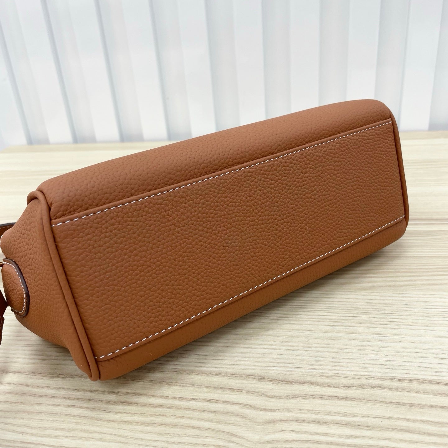 15RH4BDE Stylish leather bag
