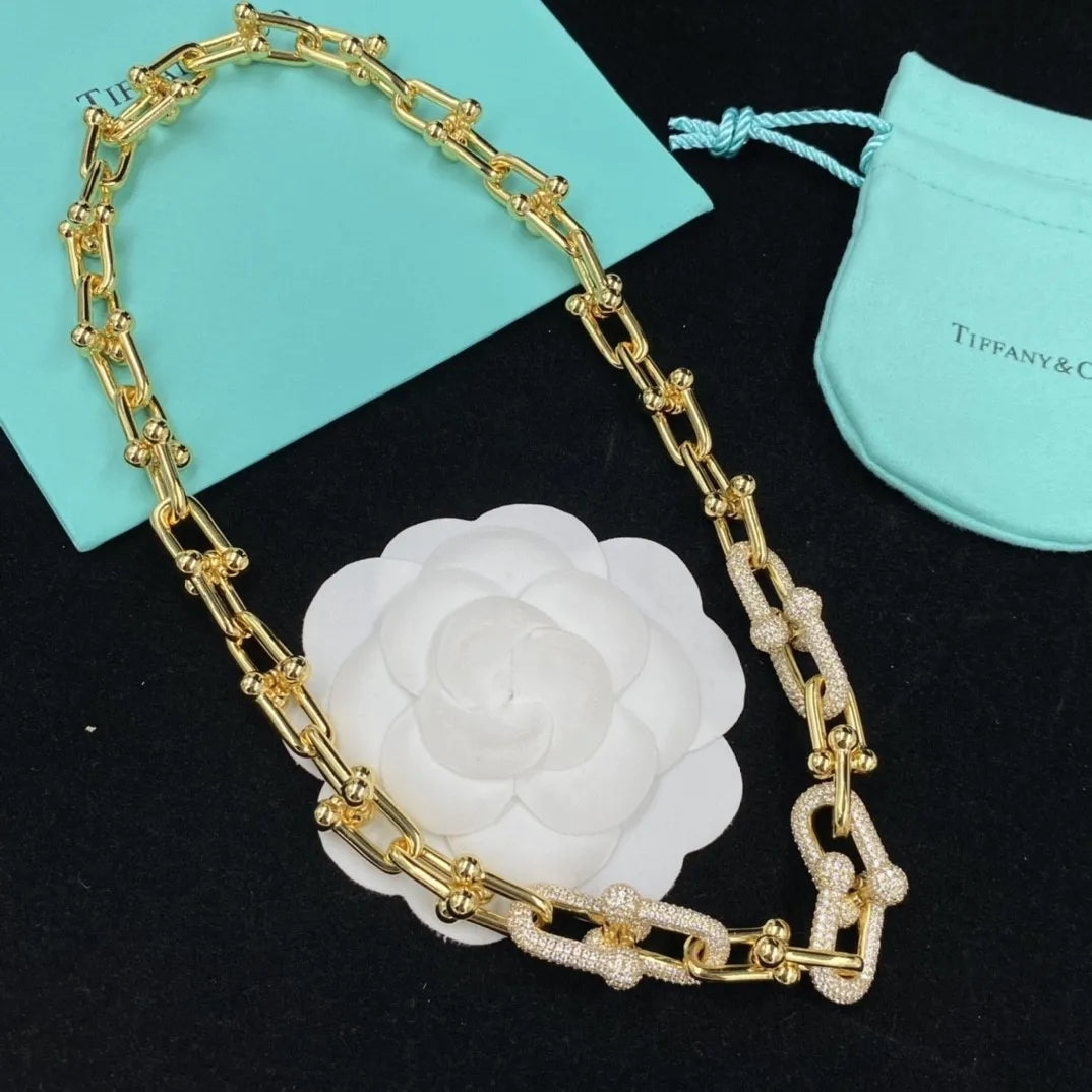 8XT32XDE Stylish Earring Bracelets Necklaces