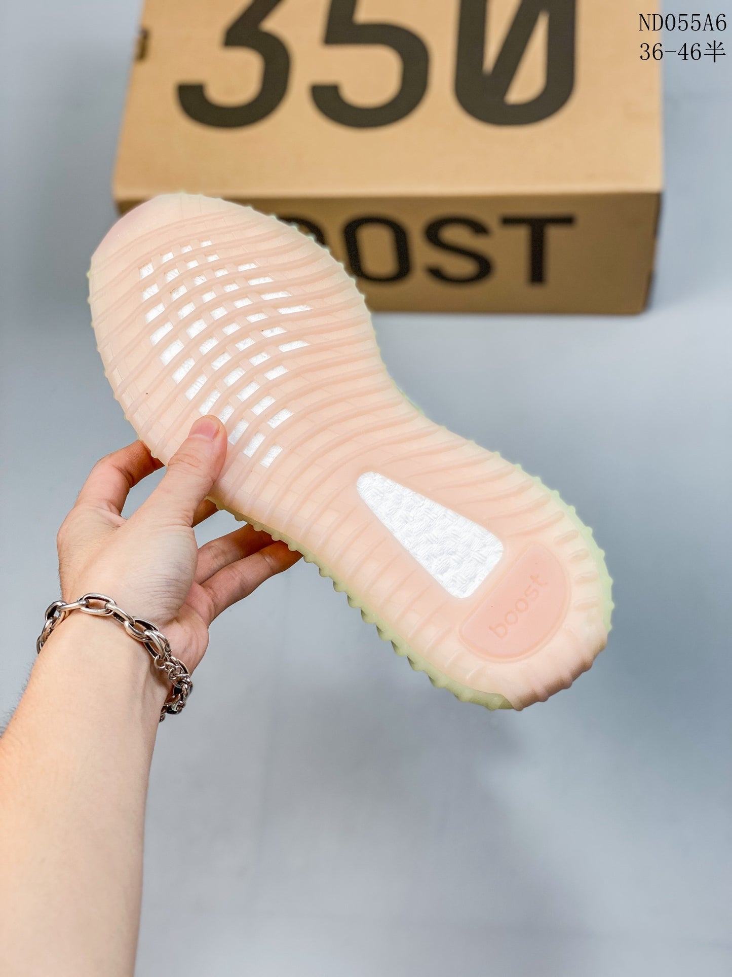 4YA74ZDE Stylish Sneakers (No Box, August-October Big Sale)