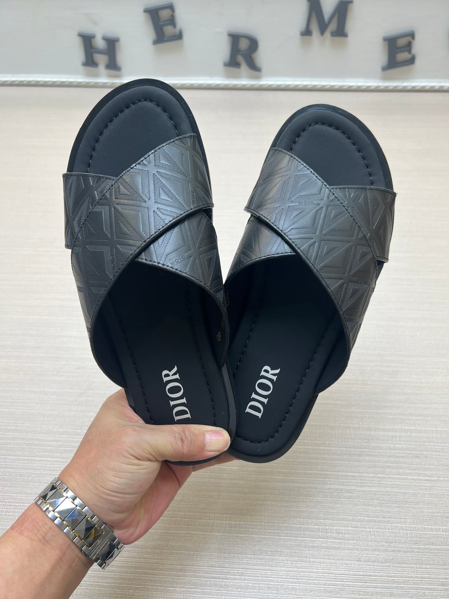 54D78ZDE Stylish slippers