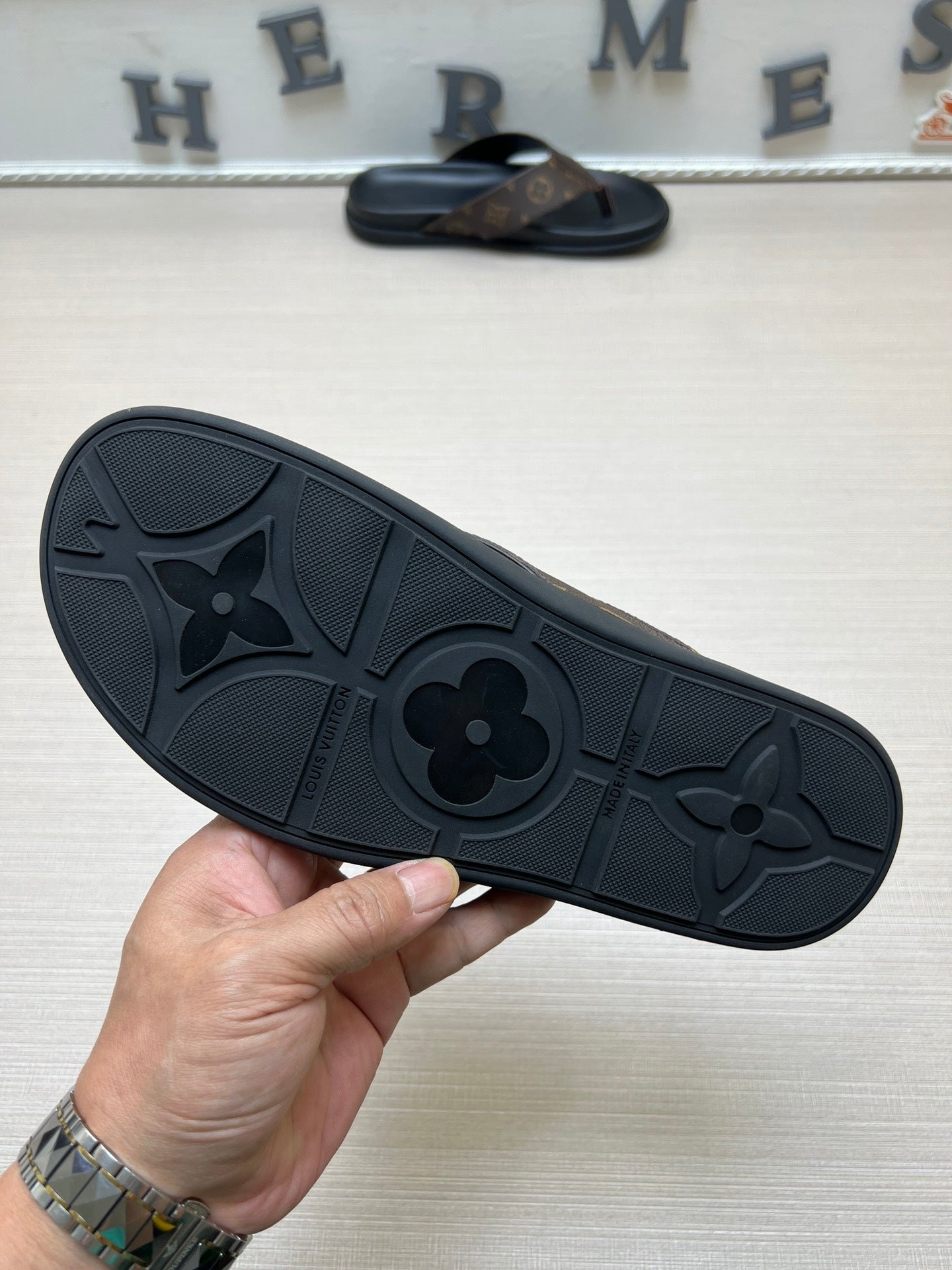 54E57ZDE Stylish slippers