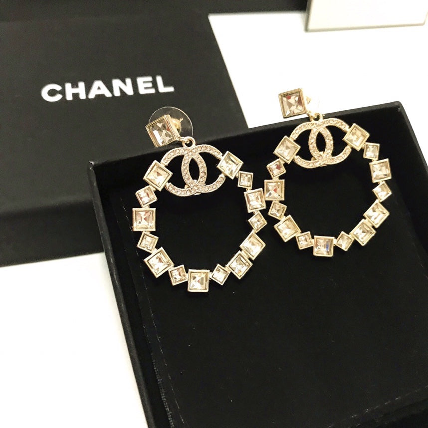14C791EDE Stylish Earrings