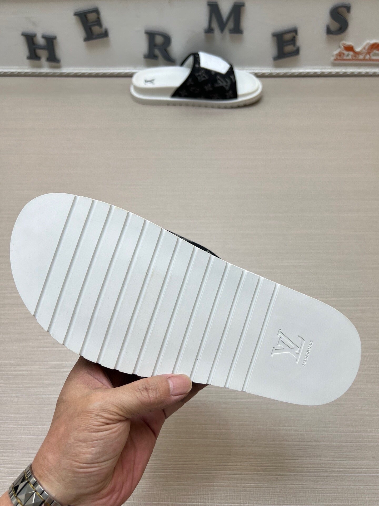 5WE252ZDE Stylish Slippers