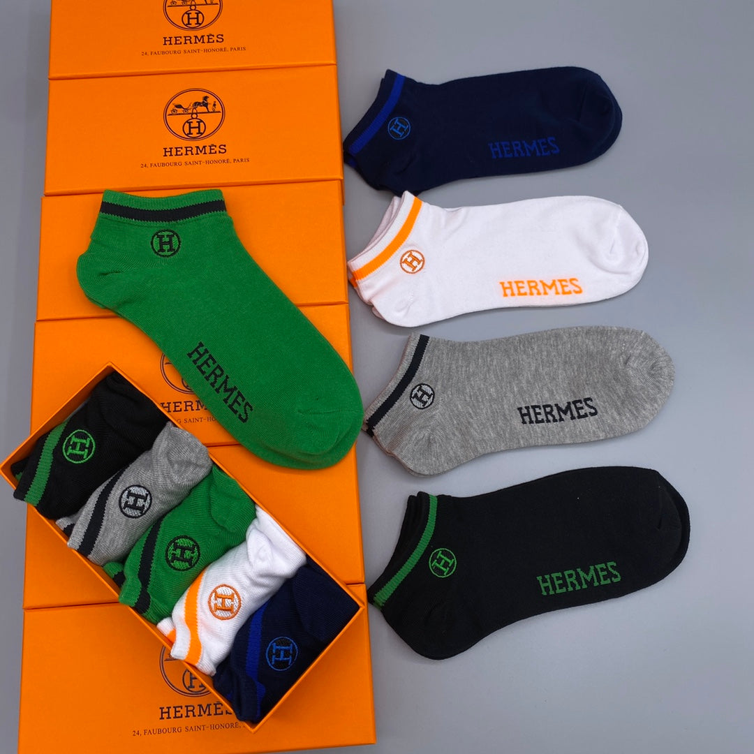235QH52SDE Stylish socks(5 pairs )