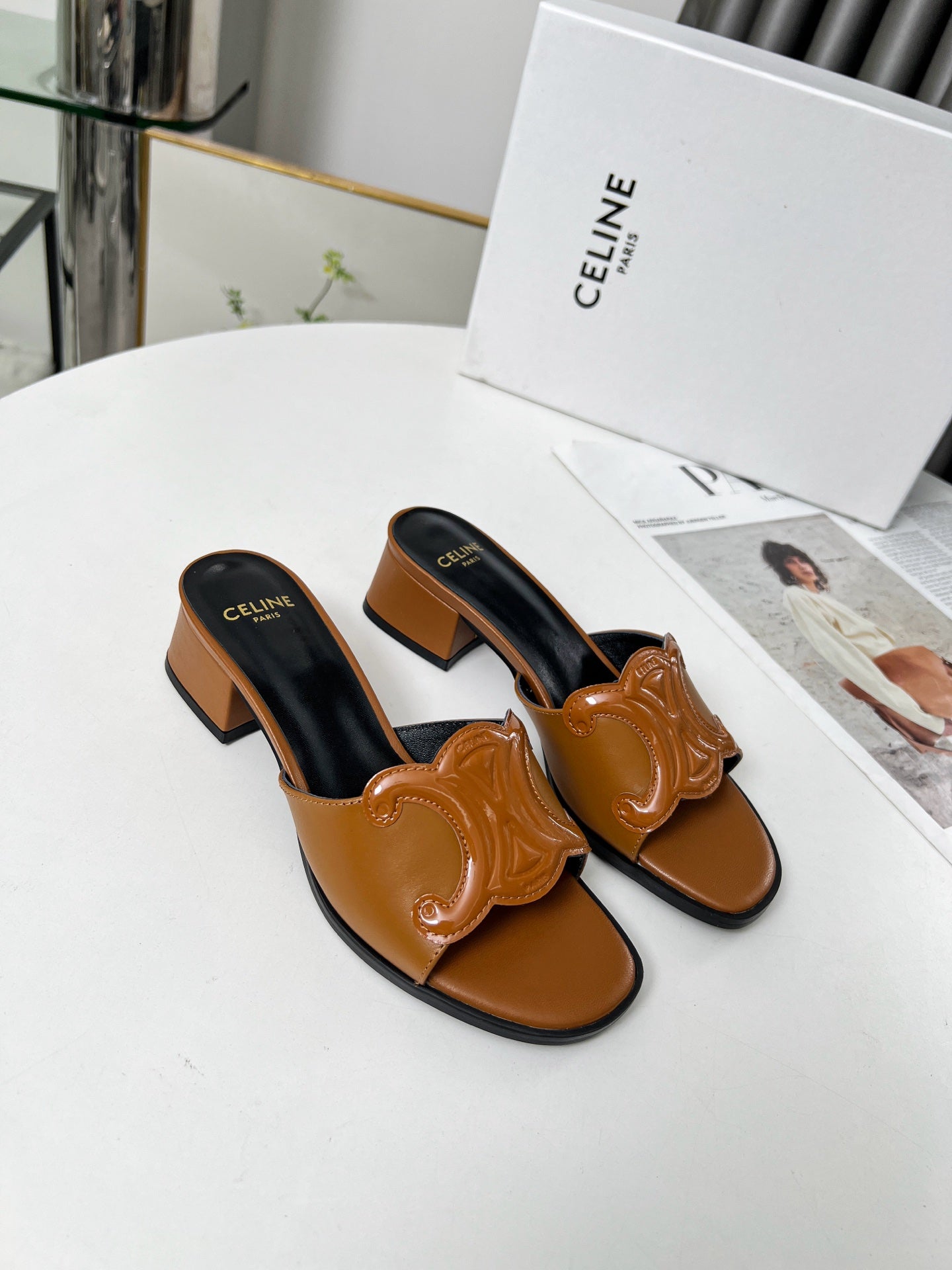 255QA51ZDE Stylish leather shoes