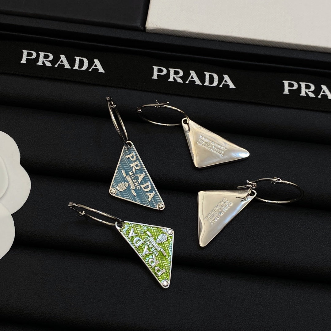 14PD272EDE Stylish Earrings