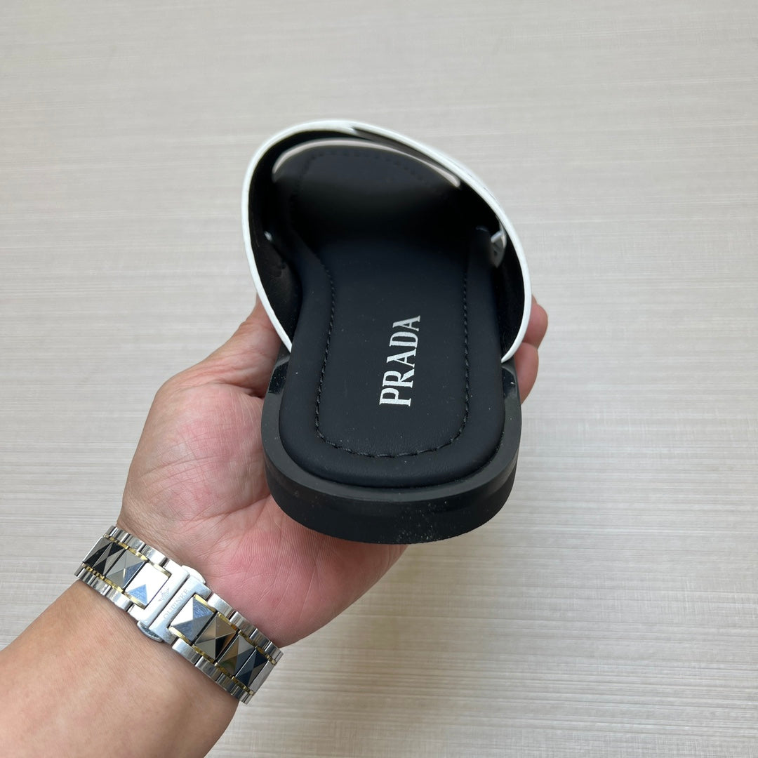 54PD73ZDE Stylish slippers