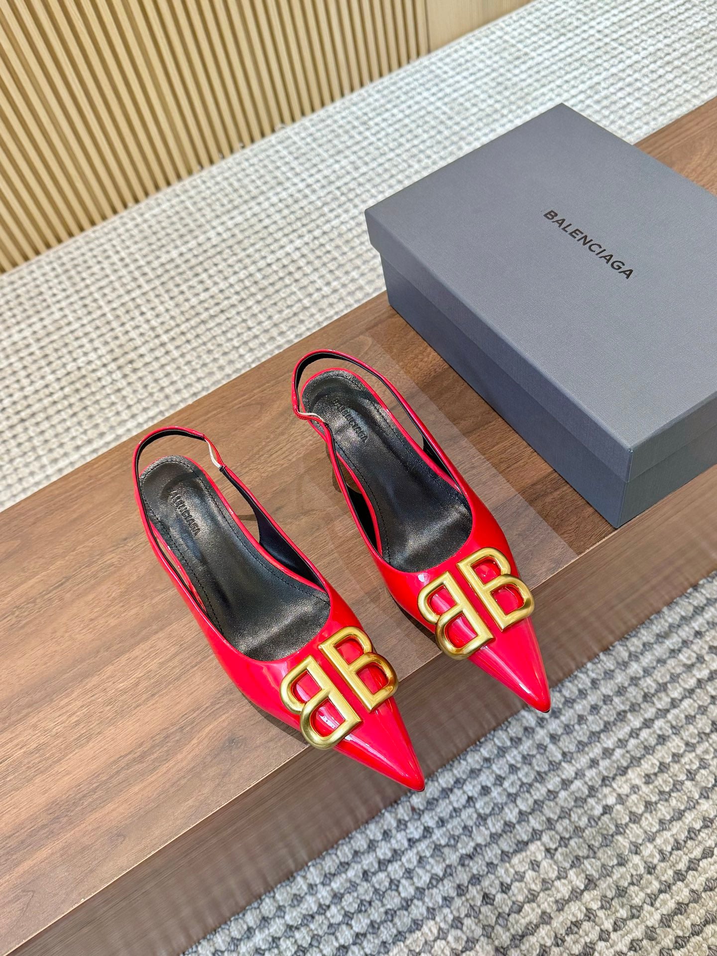 255QJ45ZDE Stylish leather High heels