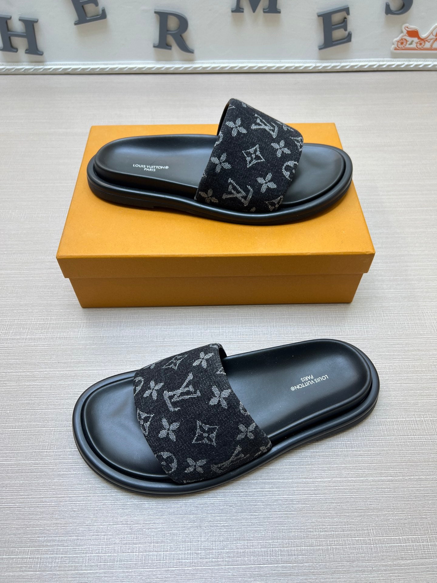 535ZE302ZDE Stylish Slippers