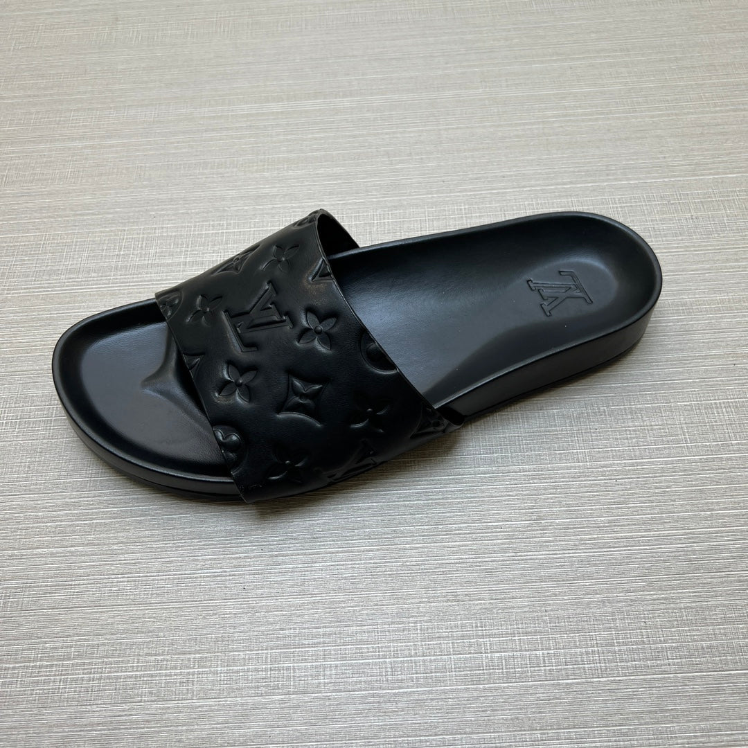 54E84ZDE Stylish slippers