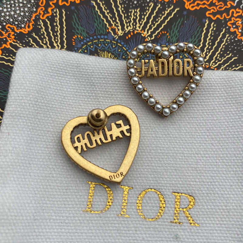 3D159EDE Stylish Earrings