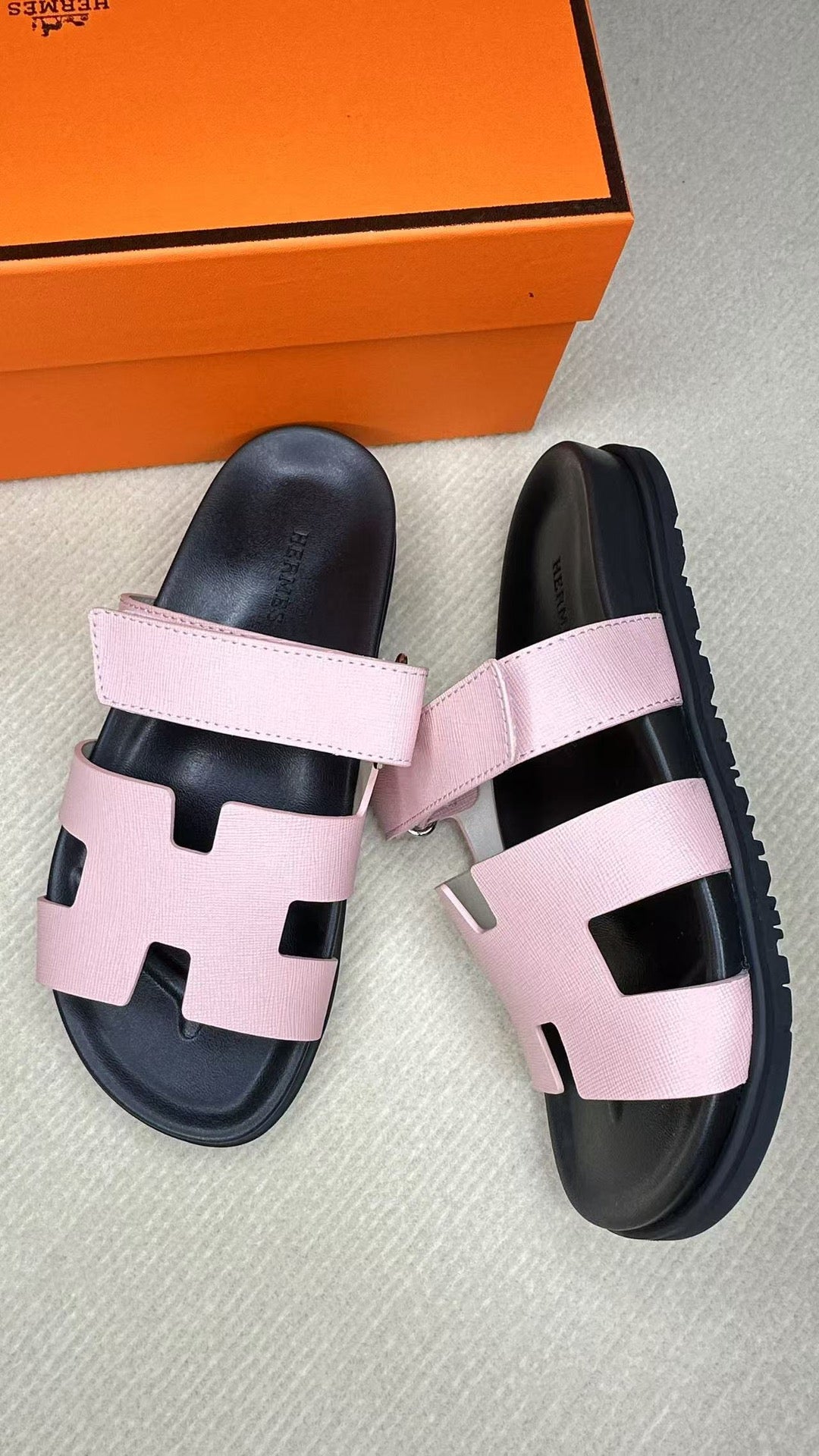 255QH26ZDE Stylish leather shoes