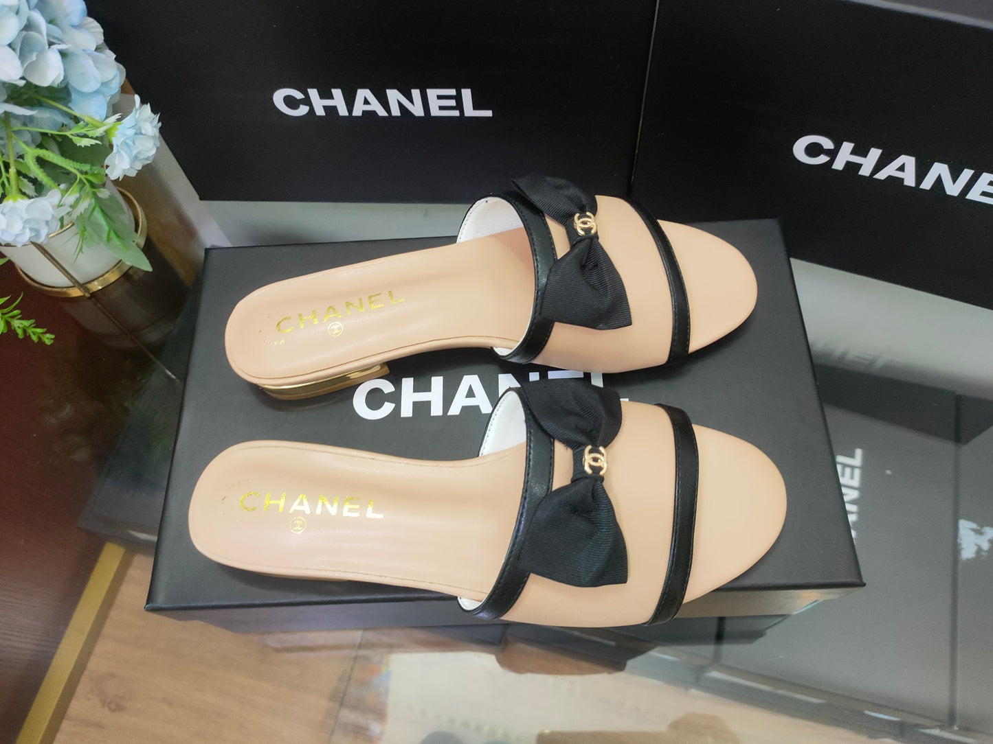 14C31ZDE Stylish slippers