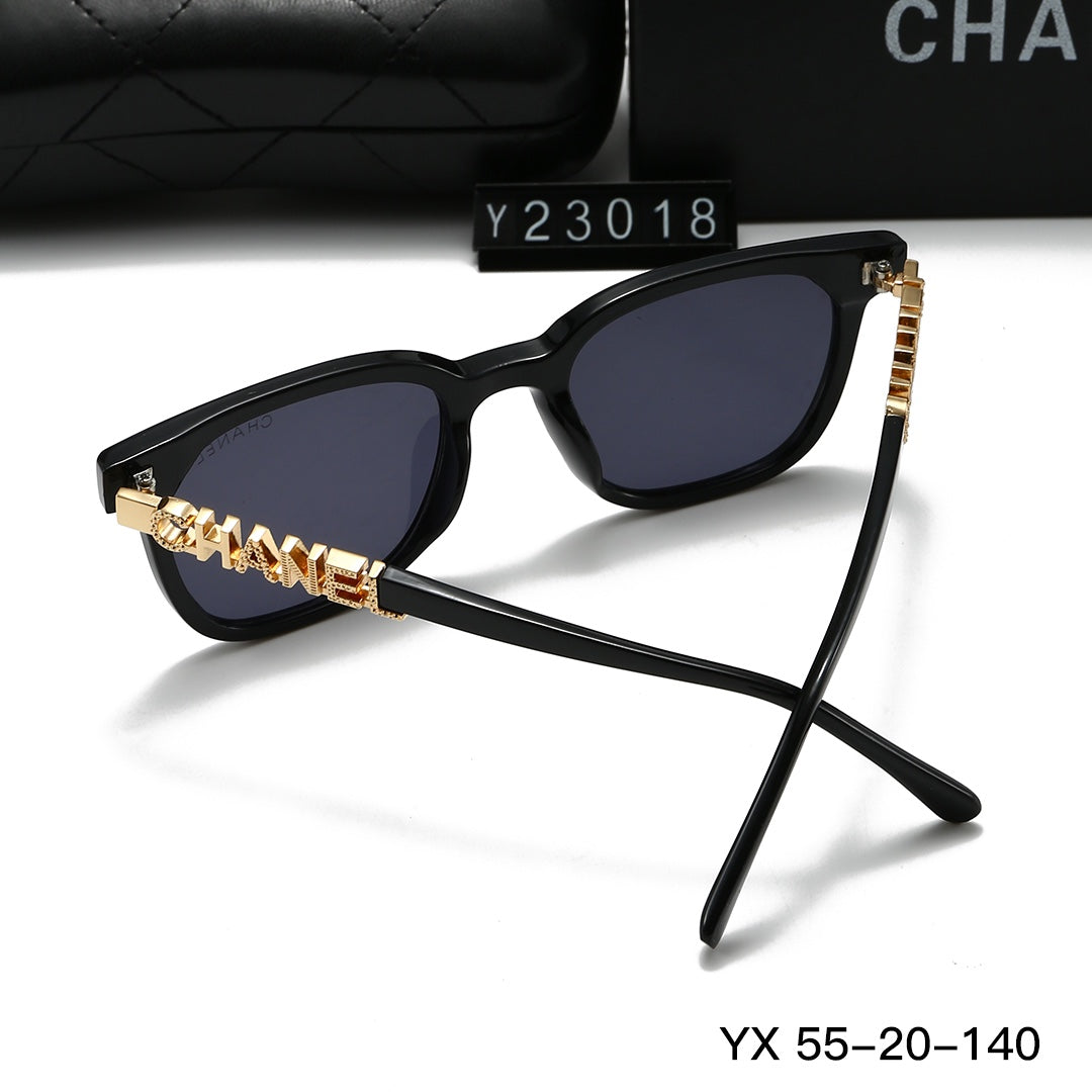 125WC210TDE Stylish Sunglasses